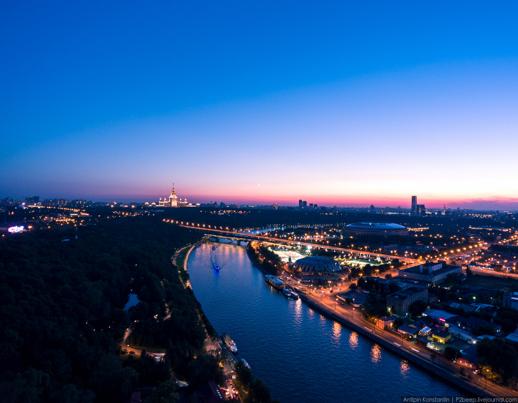 Стадион лужники москва фото